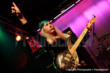 Roth Gus   Kissadjekian0014
